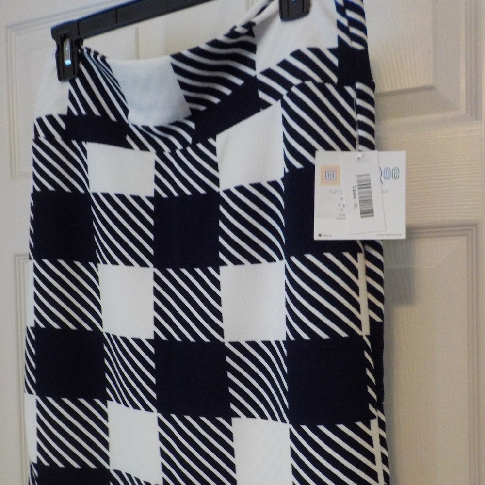 Dark Navy Blue and white checkered Cassie